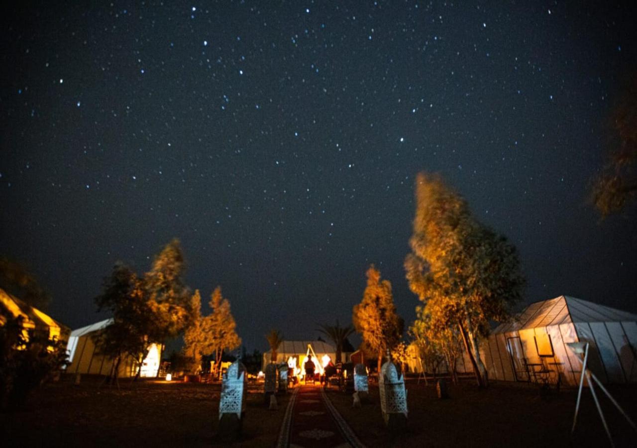 Hotel Berber fire luxury camp à Merzouga Extérieur photo