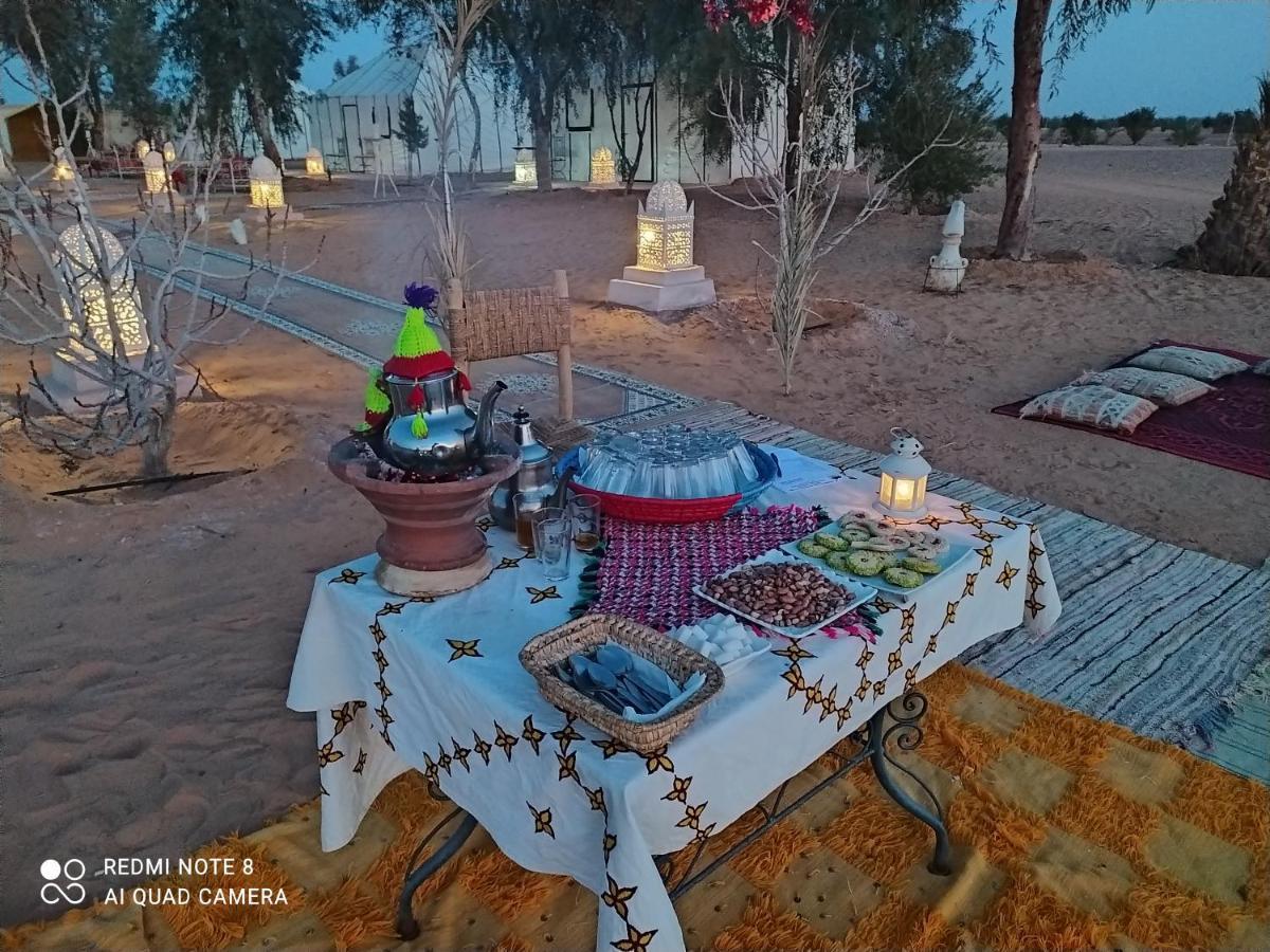 Hotel Berber fire luxury camp à Merzouga Extérieur photo