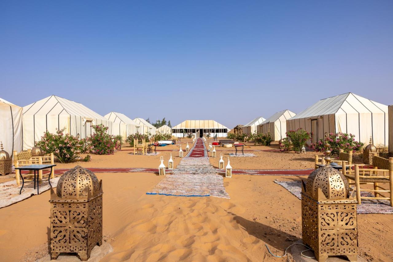 Hotel Berber fire luxury camp à Merzouga Extérieur photo