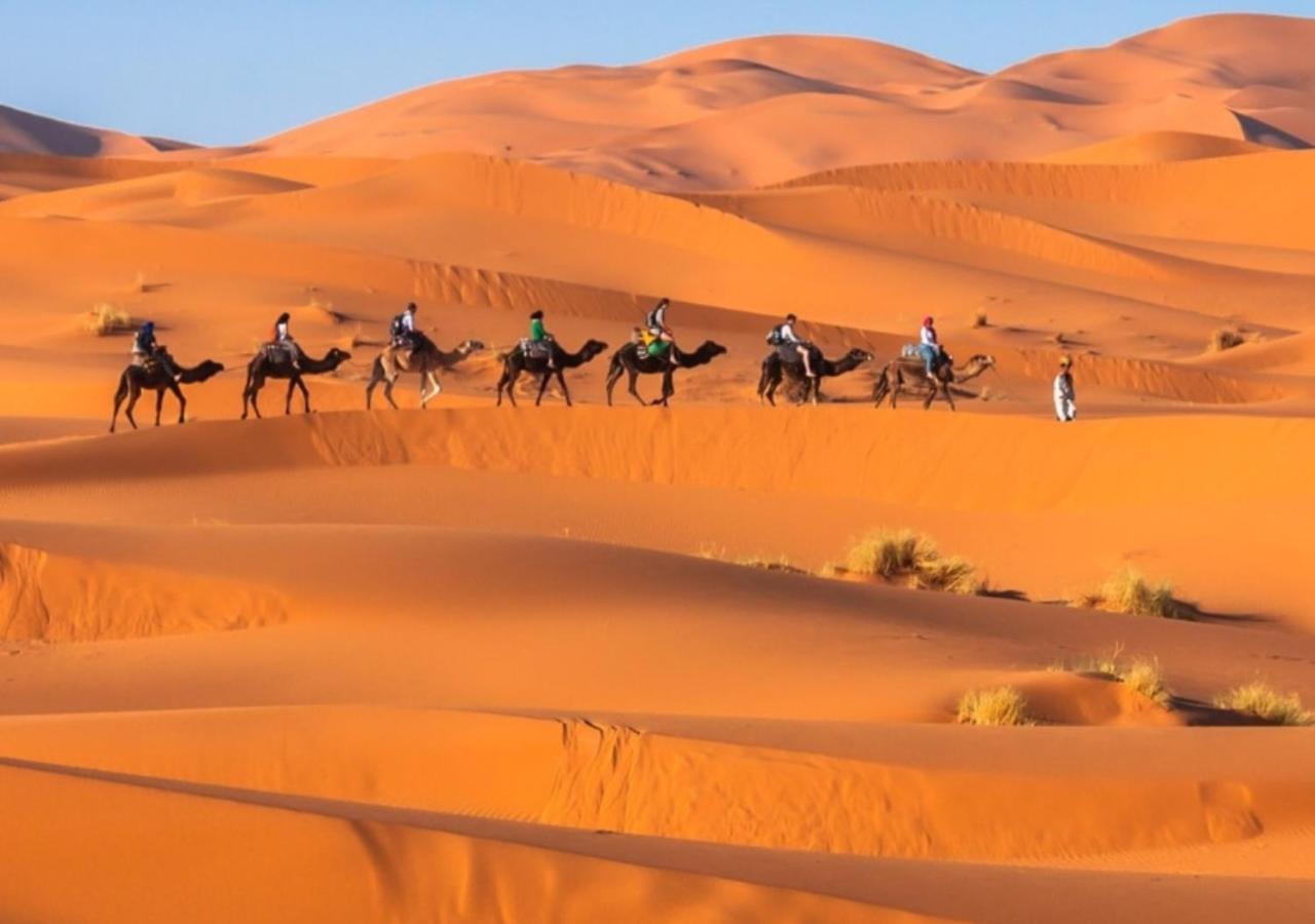 Hotel Berber fire luxury camp à Merzouga Extérieur photo