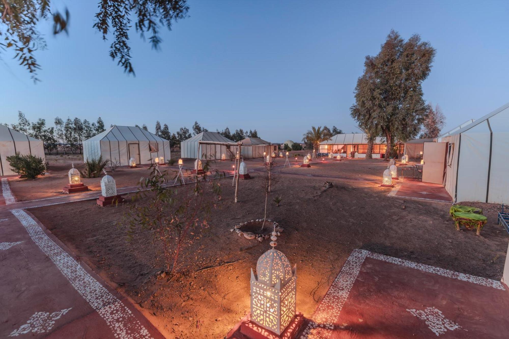 Hotel Berber fire luxury camp à Merzouga Extérieur photo